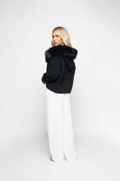 GIULIANA™ | DIE ZIP-UP STRICKJACKE MIT FELLKAPUZE
